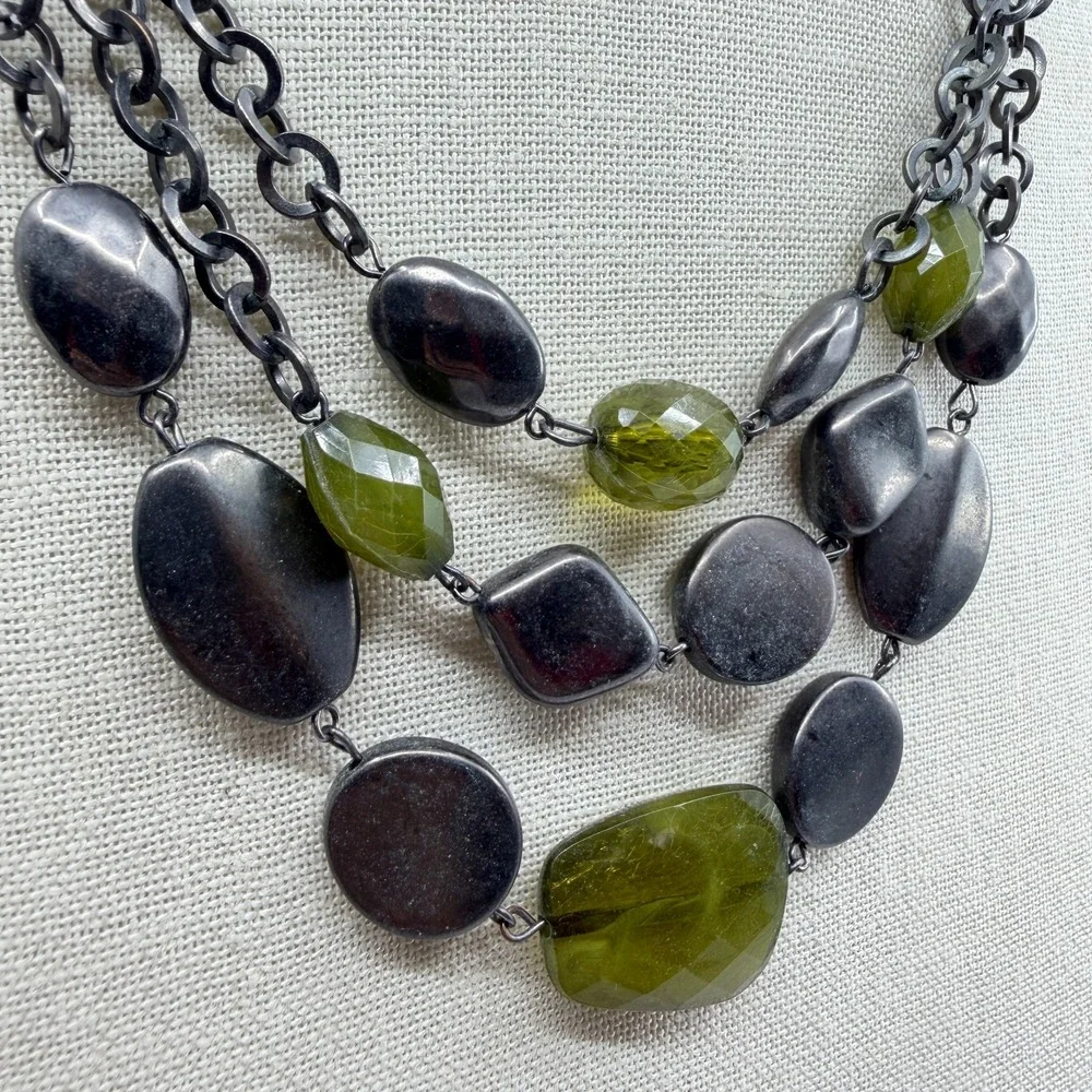 Green Faceted Bead Silver Tone Multi Strand Chunky Statement Bib Necklace Boho